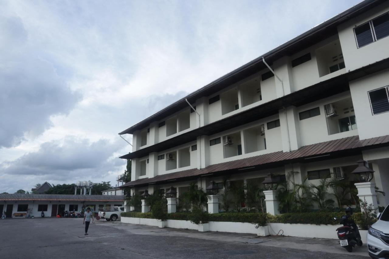 ตะวันแมนชั่น Διαμέρισμα Ban Na Khua Εξωτερικό φωτογραφία
